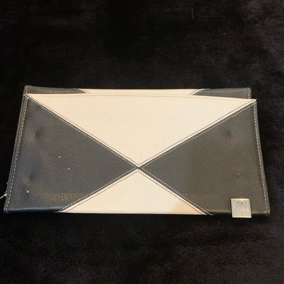 Purse - Picture 8 of 8